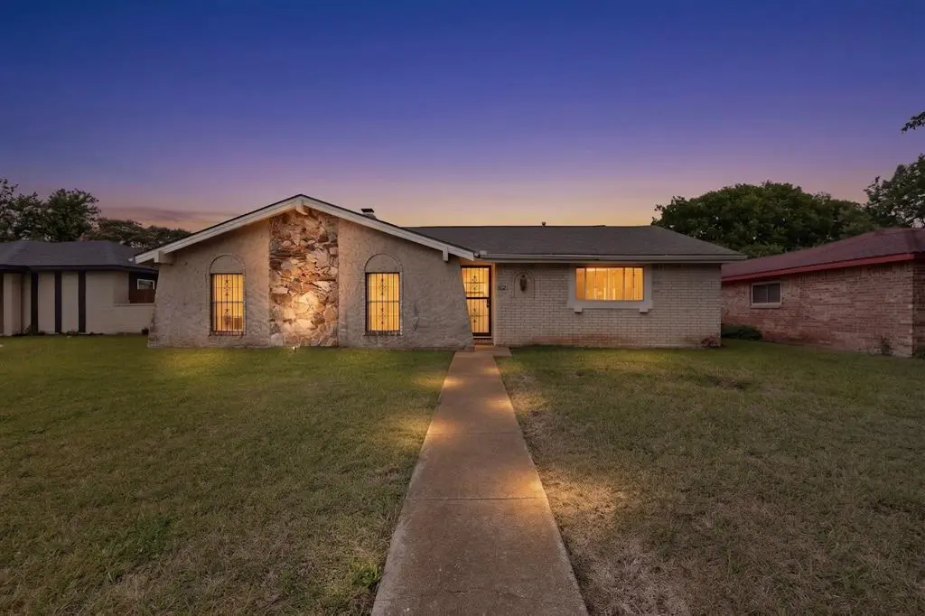 821 Cherry Hills Dr