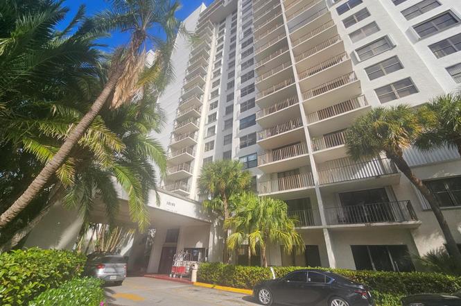 18151 NE 31st Ct #1216