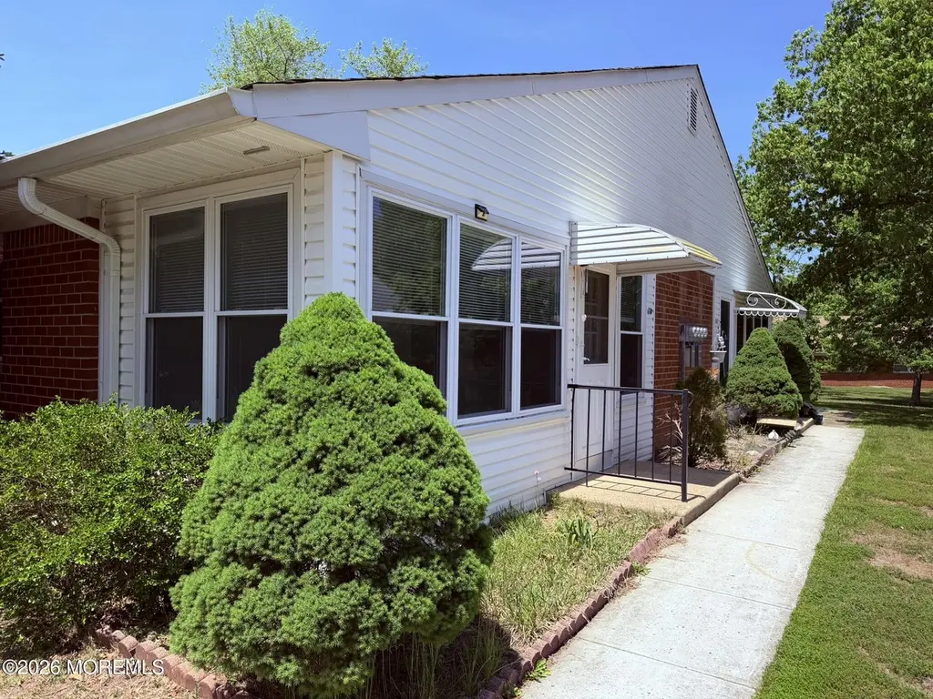 17B Snowberry Ln