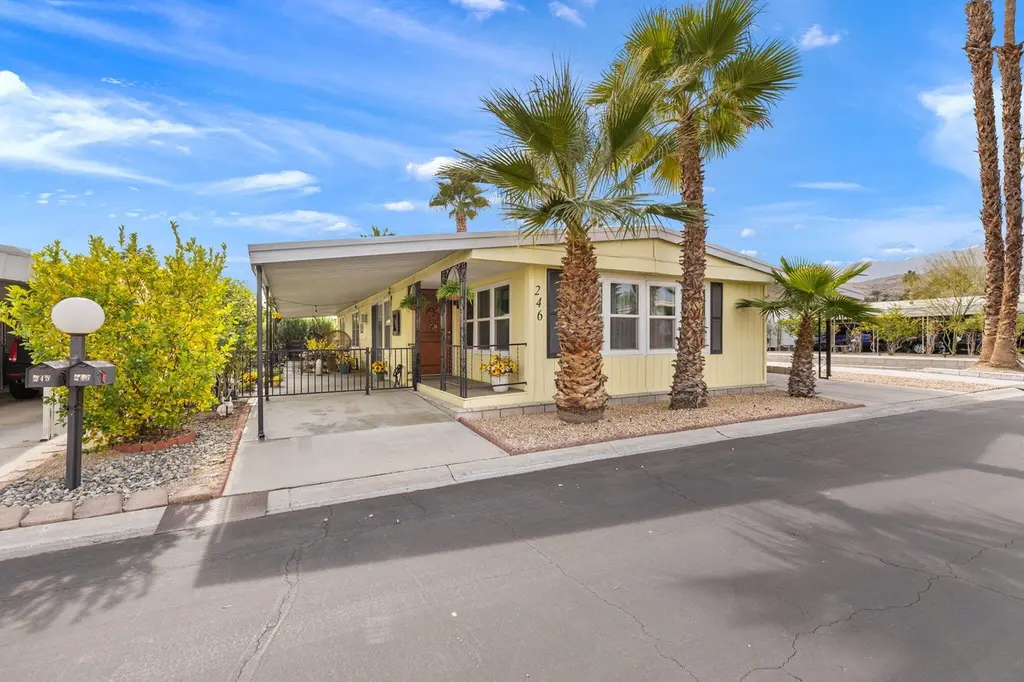 246 Laredo Dr