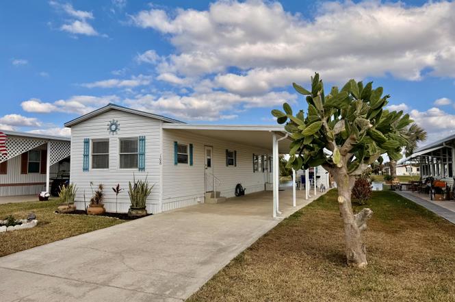 1601 Us Highway 441 Hwy SE #108