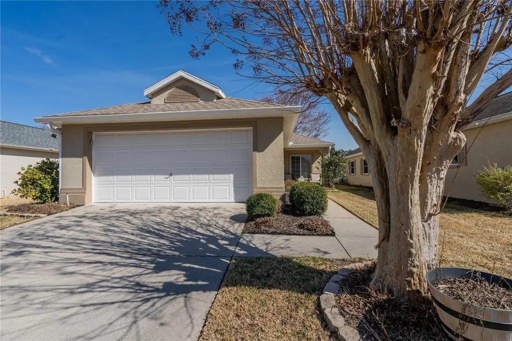 1915 NW 50th Cir