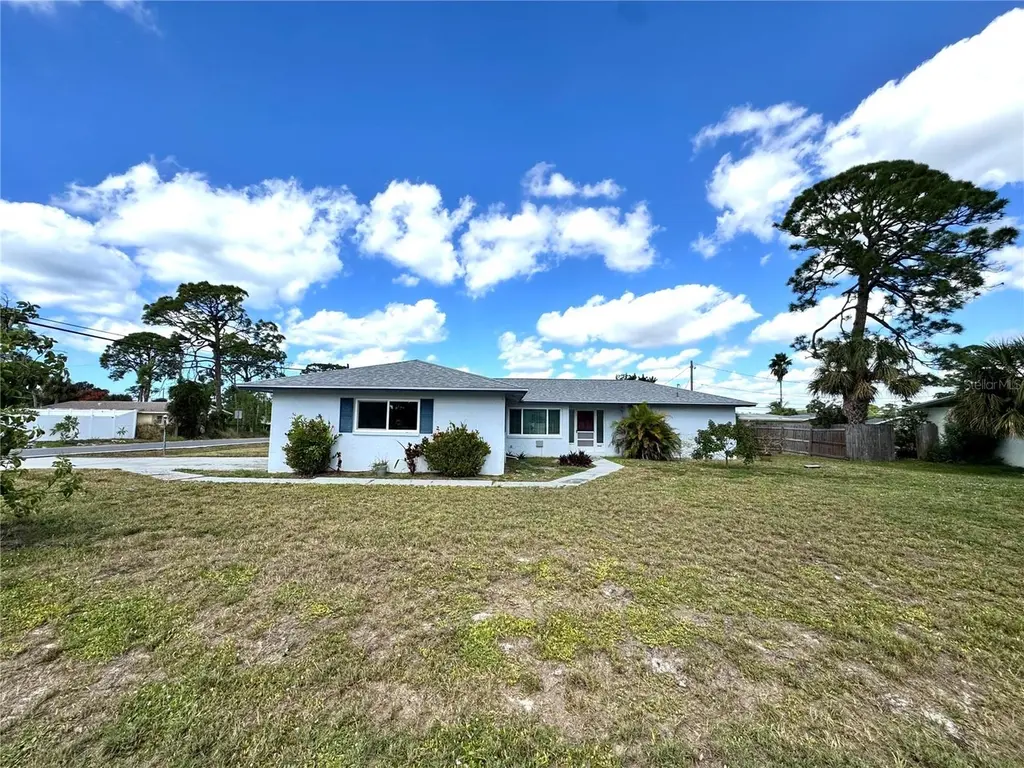 1048 Porpoise Rd