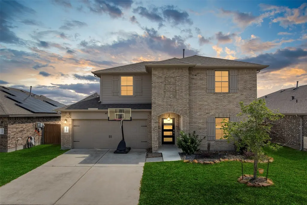 15222 Dinnet Berm Dr