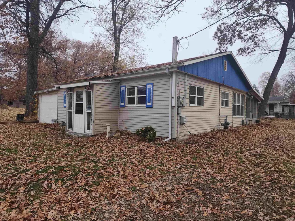 7976 N Tecumseh Rd