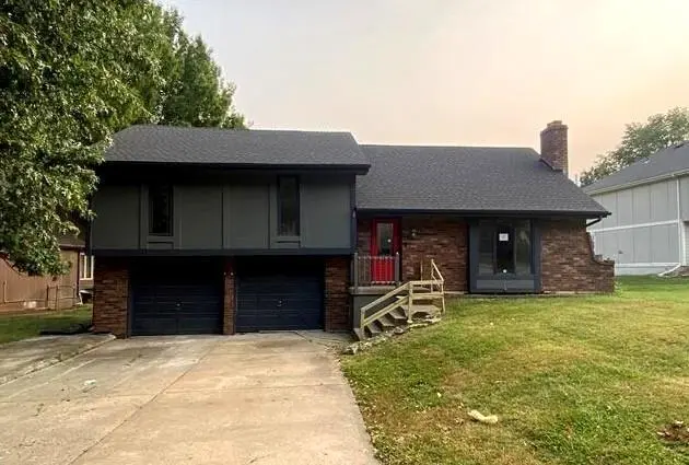 1105 Brookside Pl