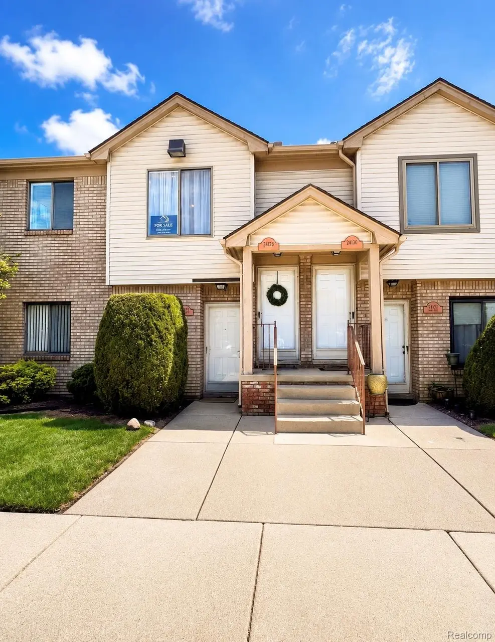 24128 Avon Ln