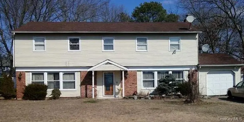 7 Groton Ln