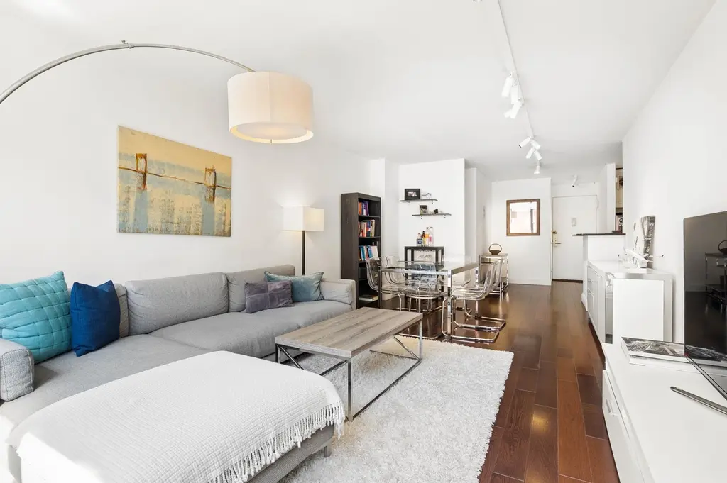 200 E 27th St Unit 5-B