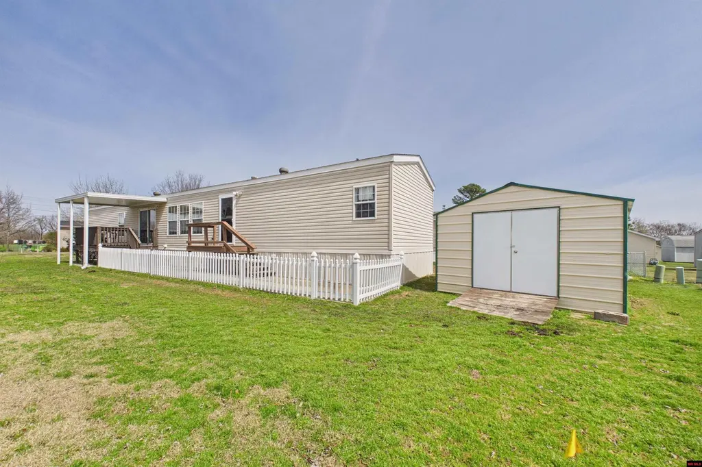 49 Rolling Meadows Ct