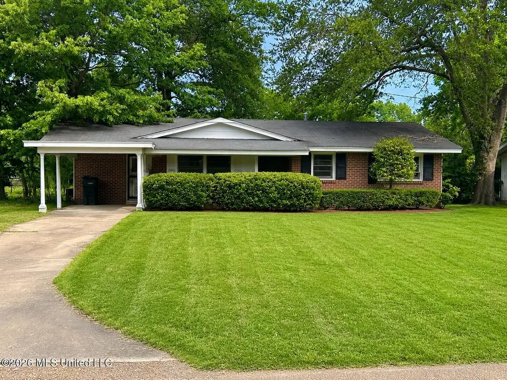 1106 W President Ave