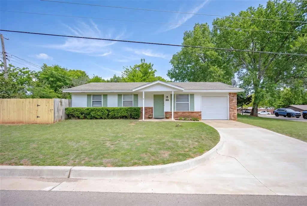 2905 Kathy Ln