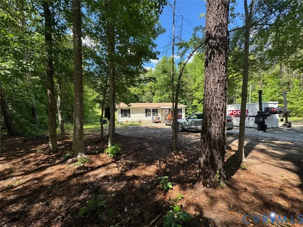 22560 Genito Rd