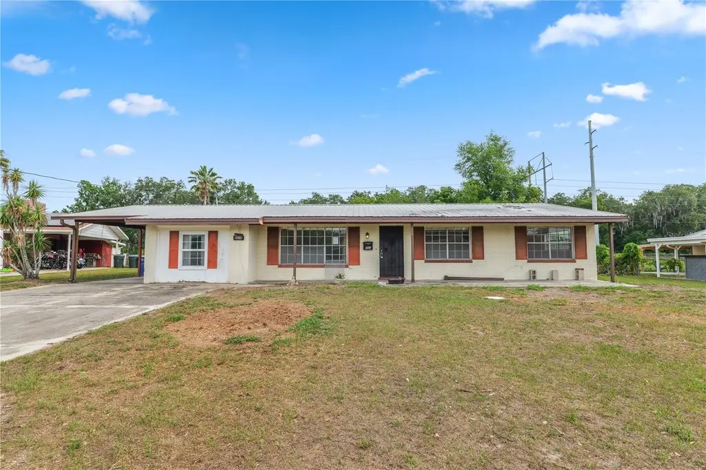 760 Manor Dr