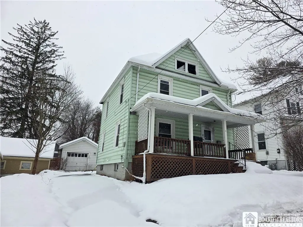 11 Dearing Ave