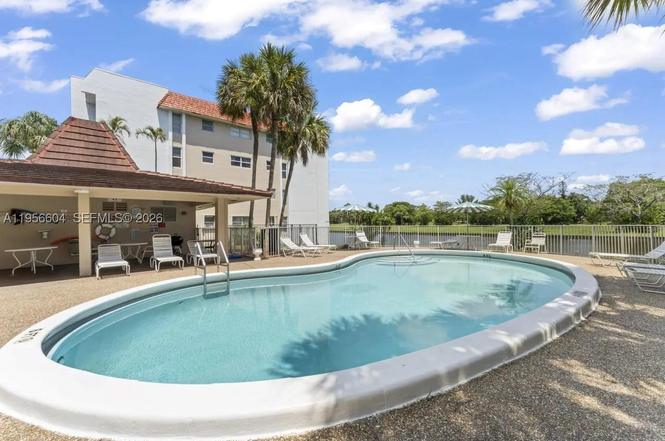 3774 Inverrary Blvd Unit 101P