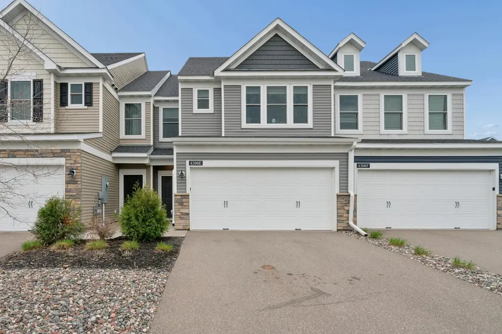 4306 122nd Ln NE Unit E