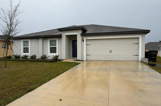 439 Mulberry Ct