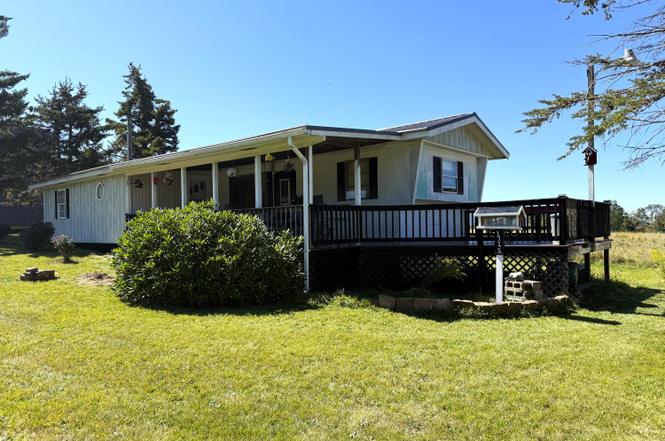 1725 E Woodrow Branch Rd