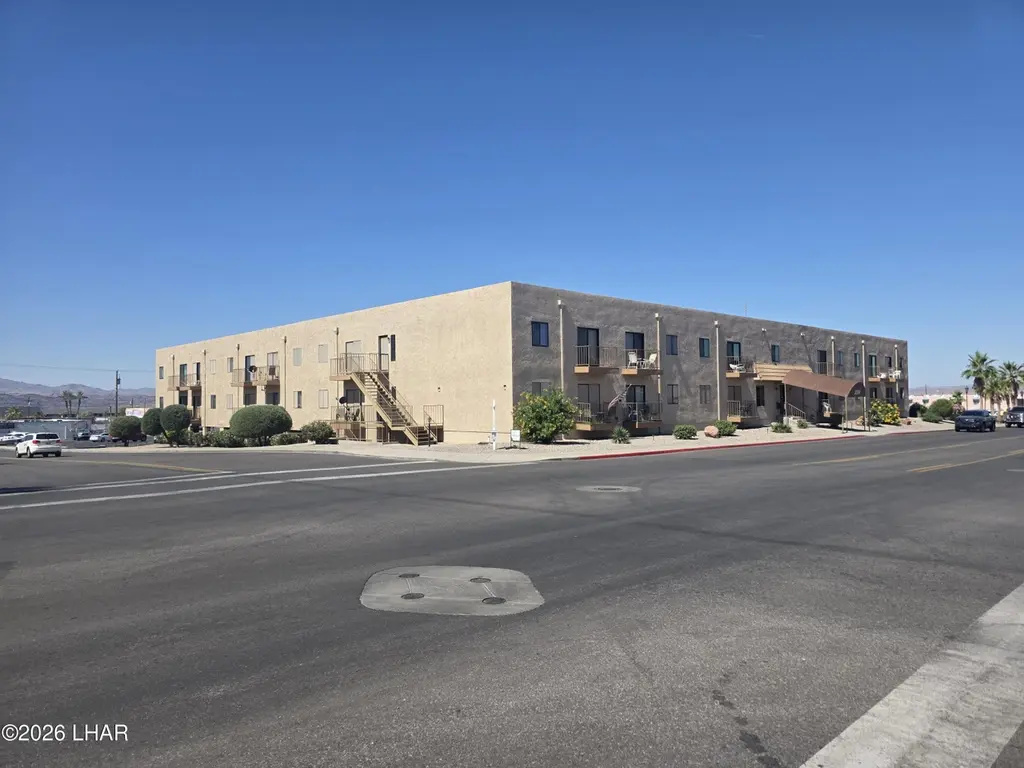2094 Mesquite Ave #110