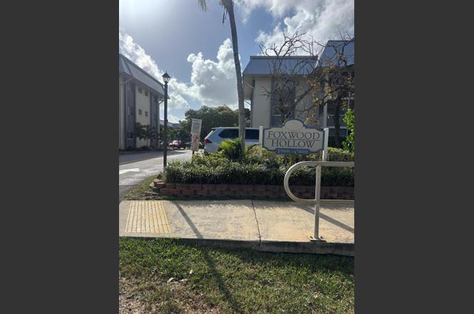 2980 Riverside Dr Unit 323-3
