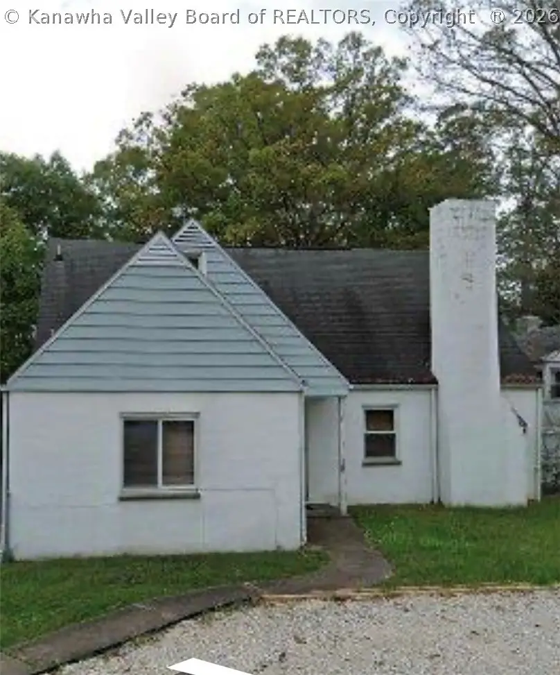813 Churchill Dr