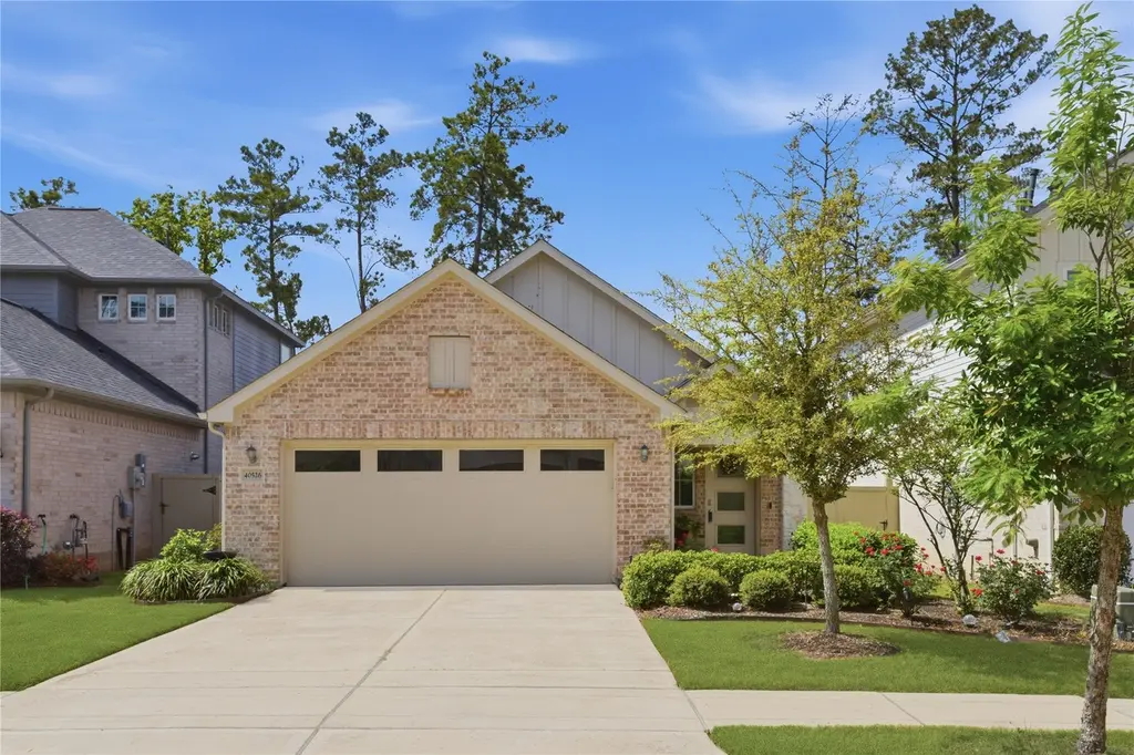 40526 Berylline Ln