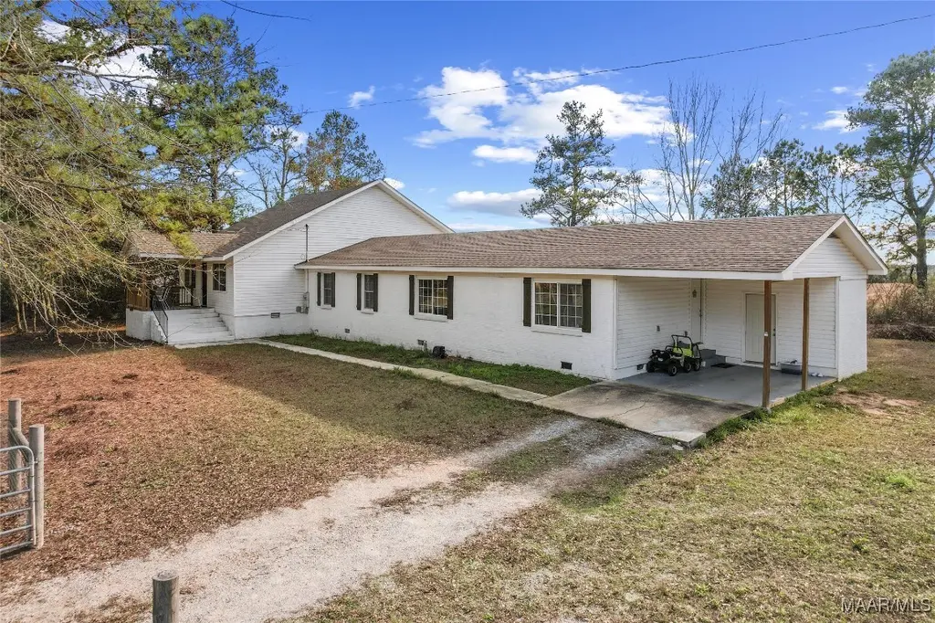 596 County Road 61