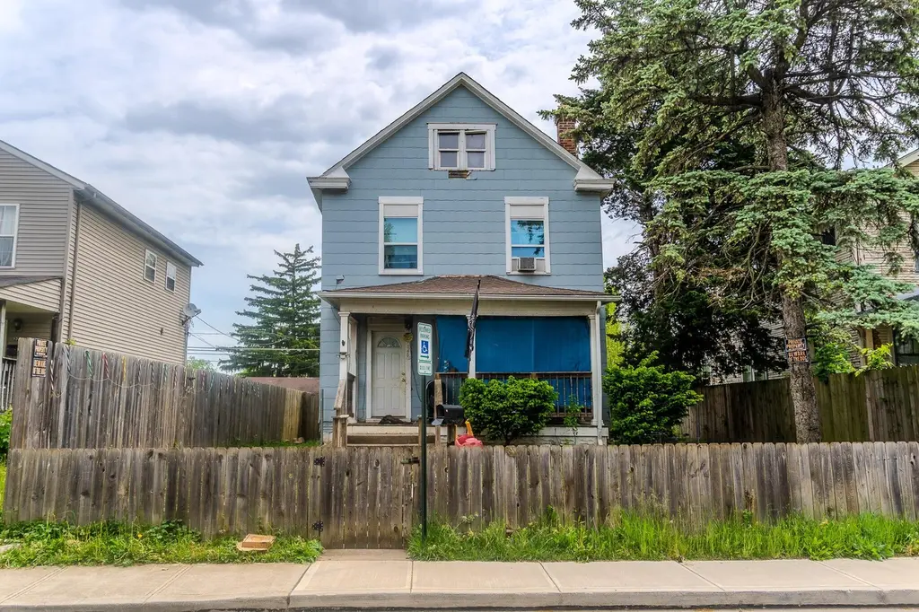 226 Midland Ave