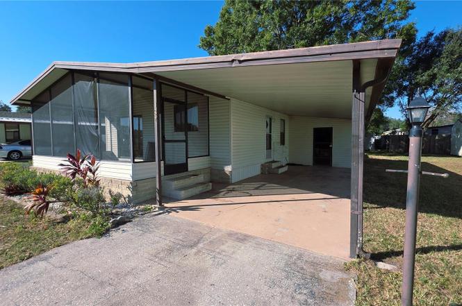 437 Skyline Dr E