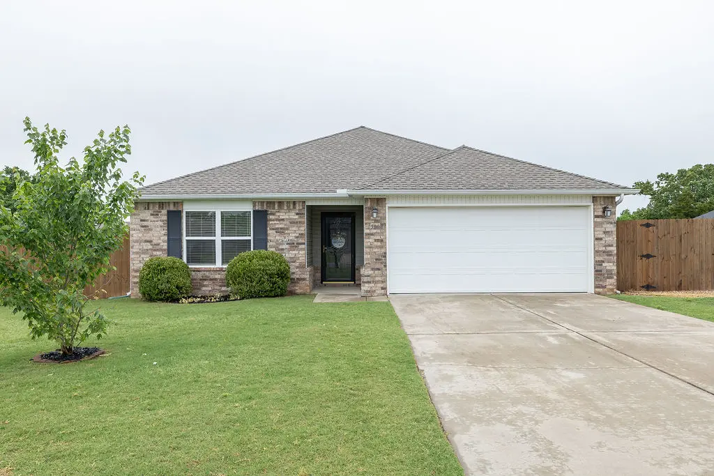 15084 White Fawn Dr