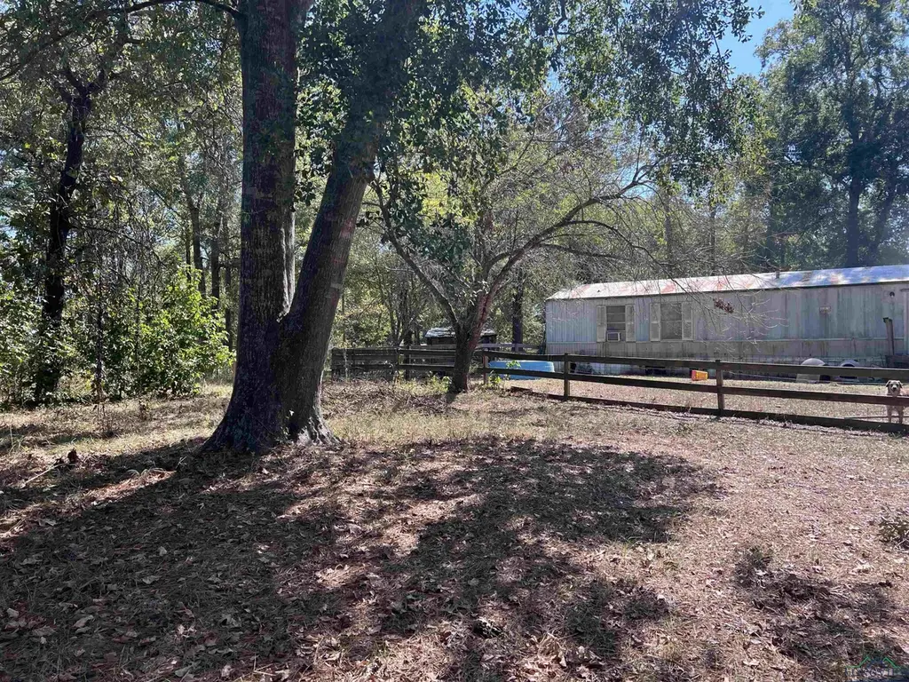 142 Cotton Thompson Rd