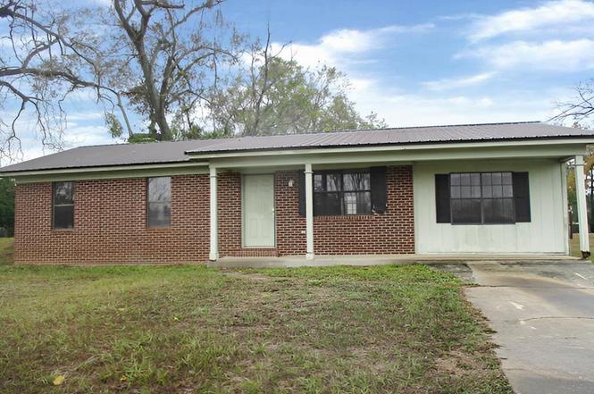 506 Oglesby St