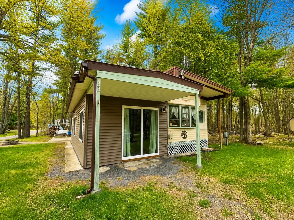 22 Merrywood Dr
