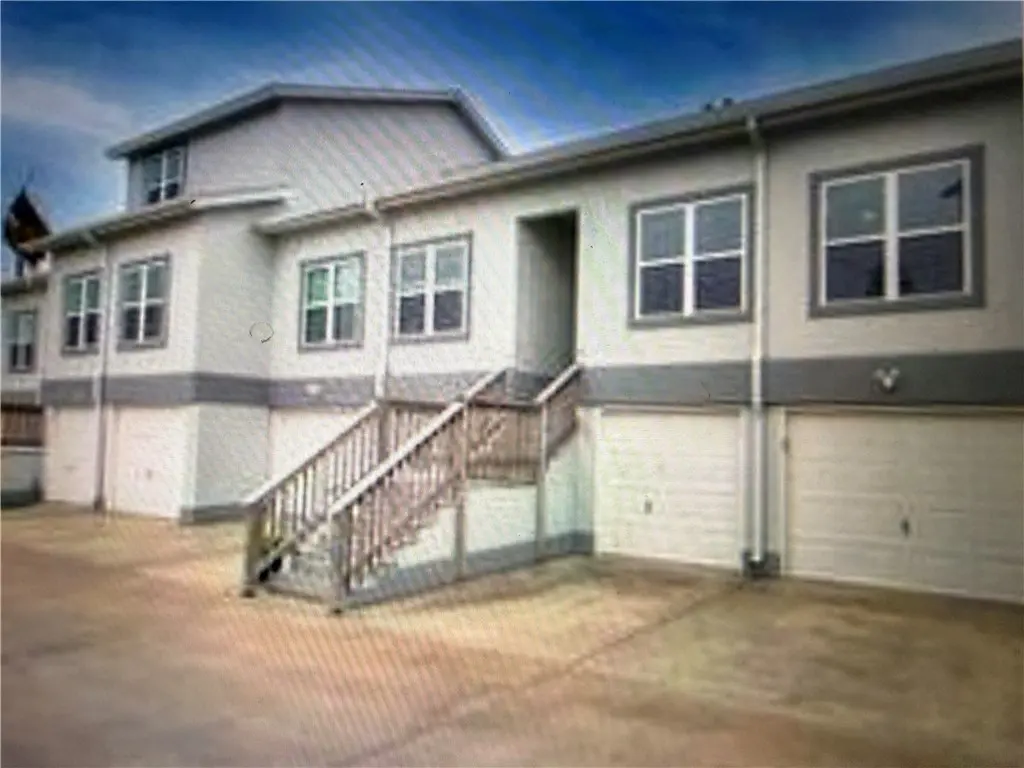 200 6th St Unit A