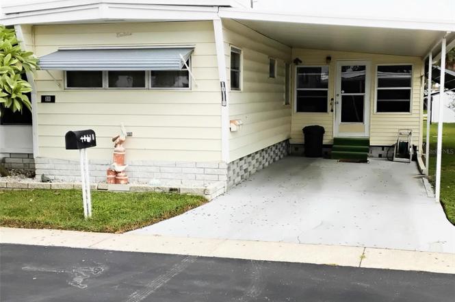 10118 N Lake Dr #30