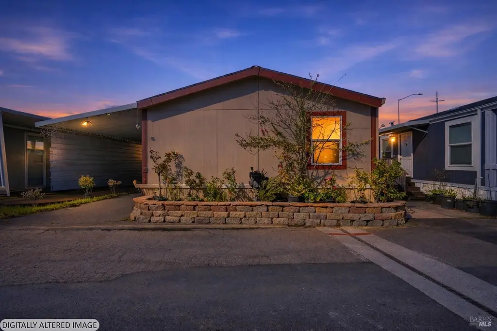 2963 Santa Rosa Ave Unit B-2