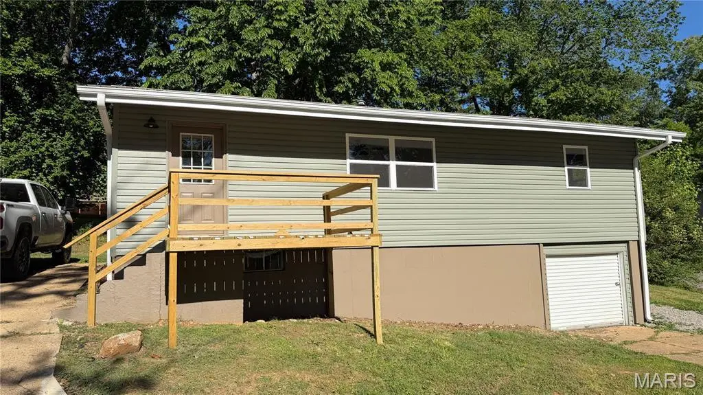 1005 Burford Ct