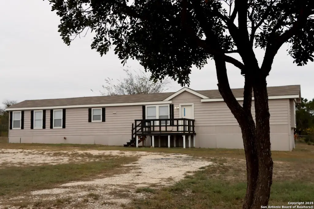 18707 County Road 5736