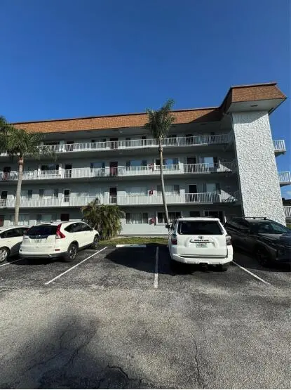 6289 Lear Dr #302