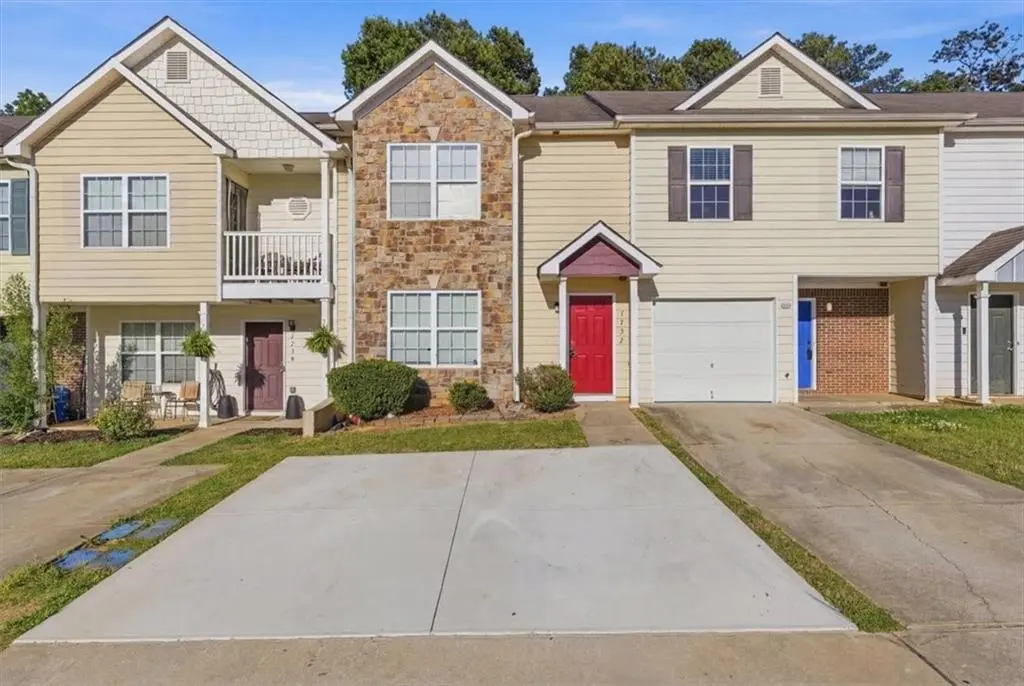 1732 Old Dogwood