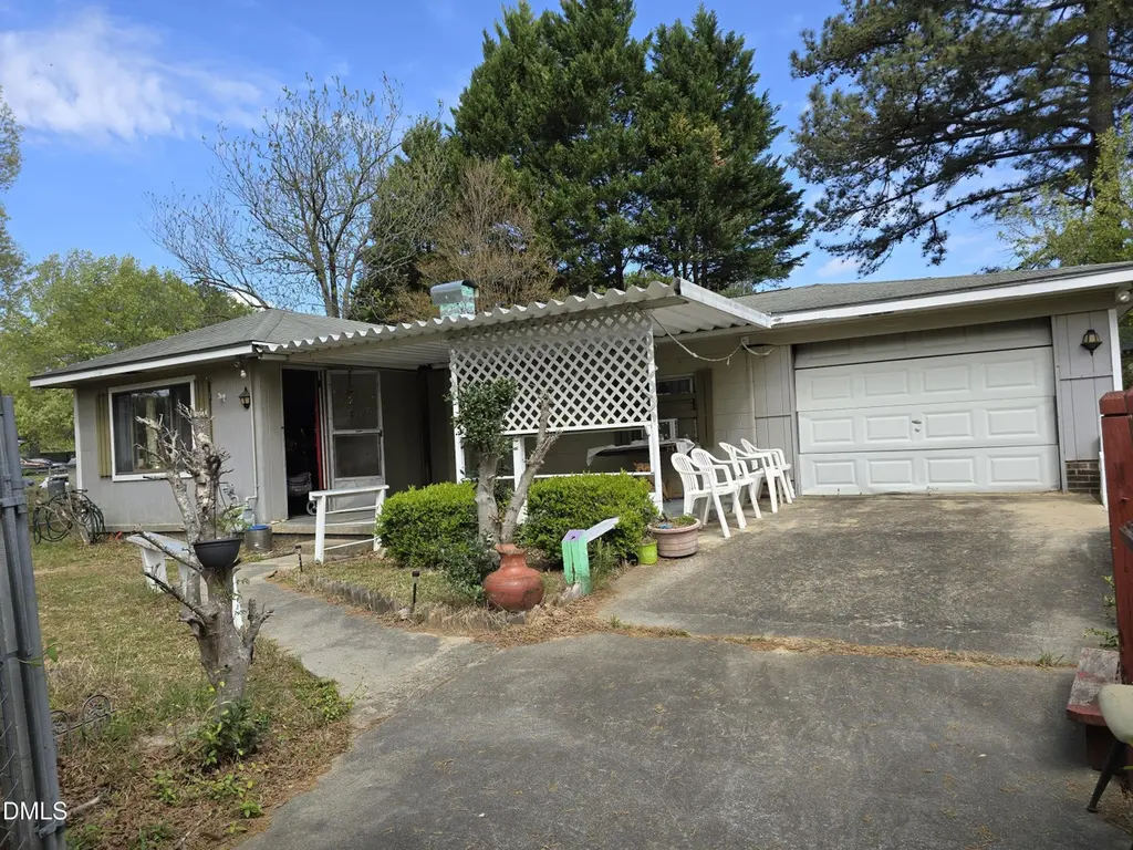 417 Craven St