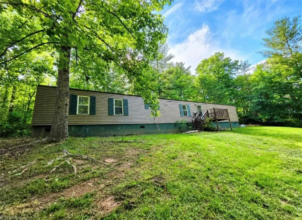 155 Blue Bird Hill Rd