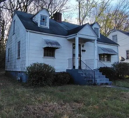 615 Southampton Ave