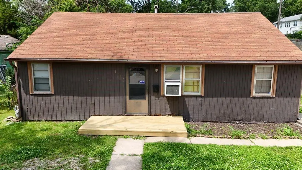 1262 Lowell Ave