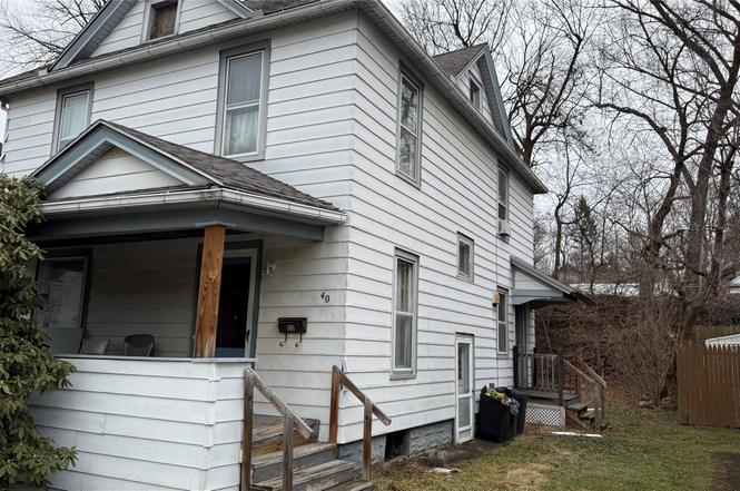 40 Andrews Avenue Ave