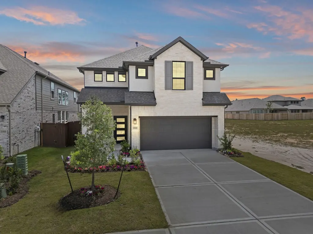 12842 Meadow Wind Way