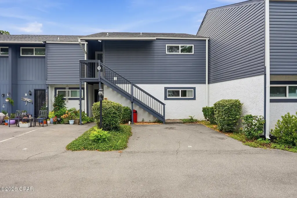 7125 N Lagoon Dr Unit O