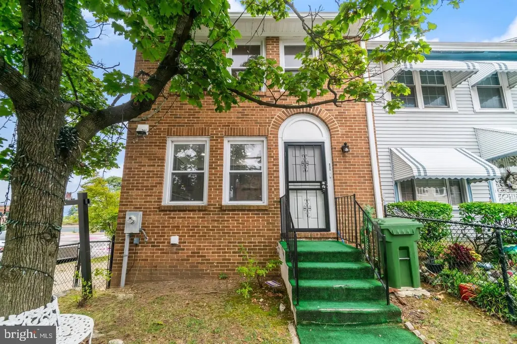 835 Showell Ct