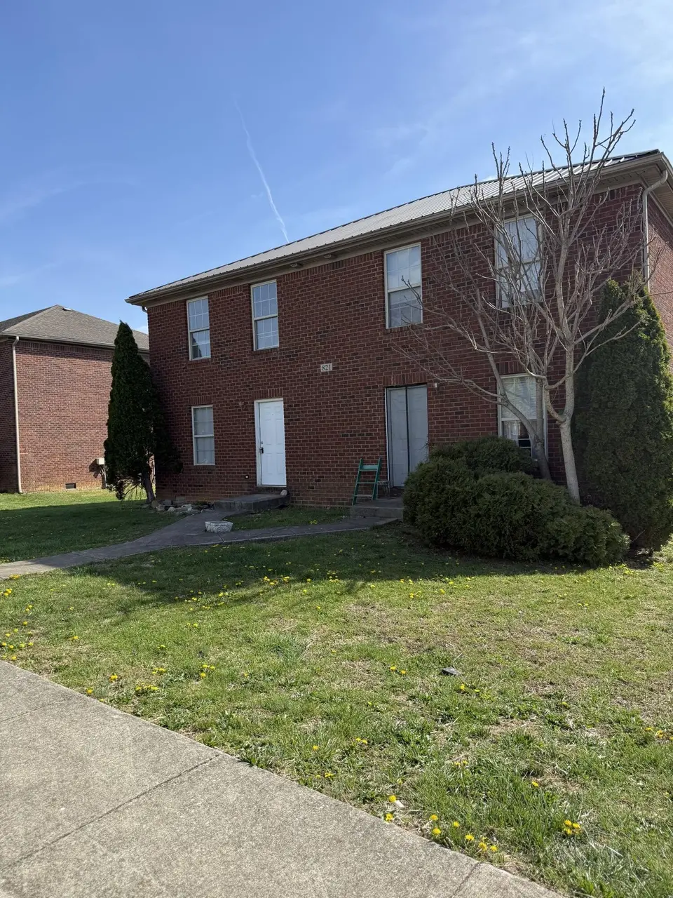 821 Ridgewood Dr Unit 1-2